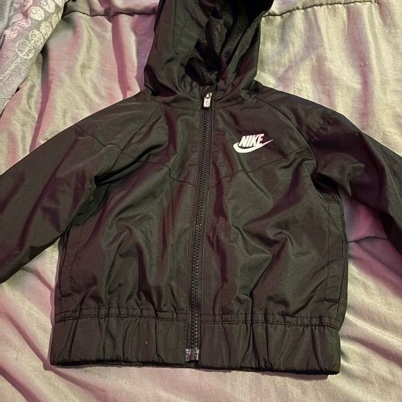 Nike Other - Kids Black Nike Jacket in size 2T